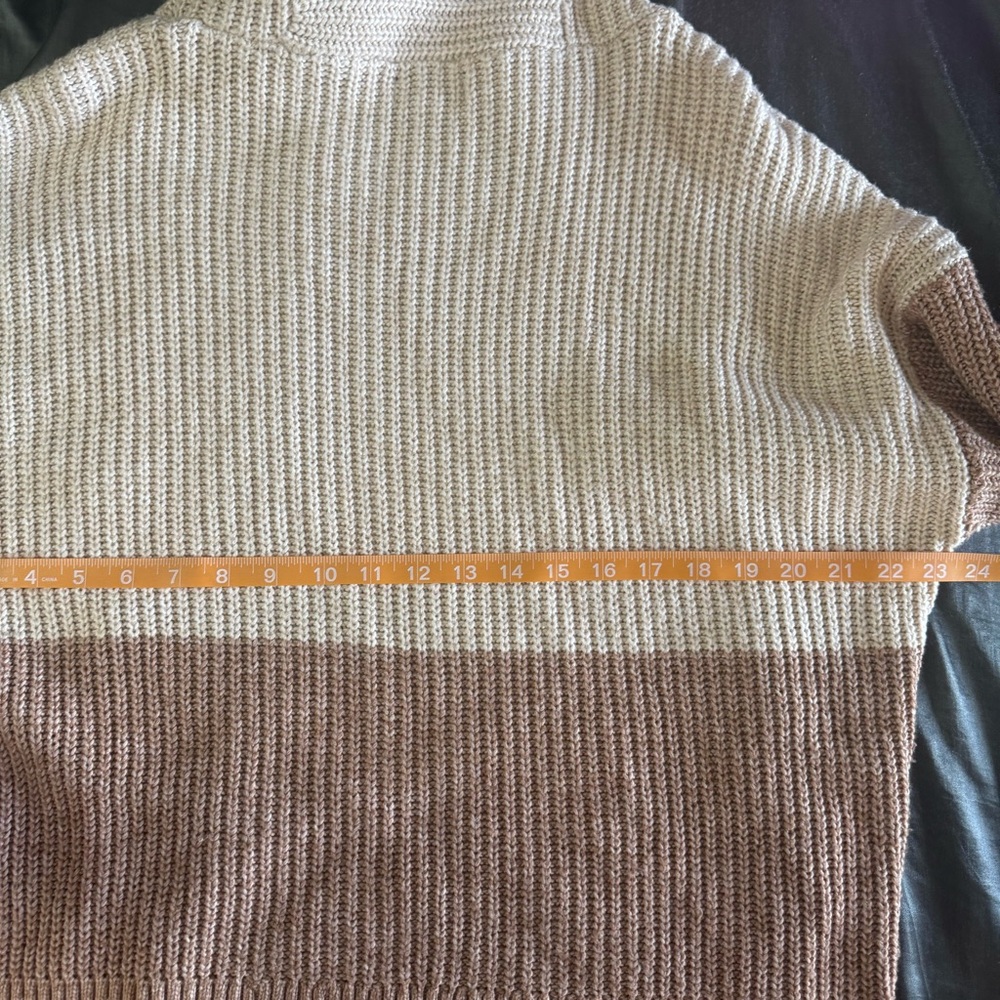 American eagle AE cream brown color block cowl neck sweater size medium - Picture 9 of 11